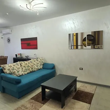 Apartament Promenada & Piscina Interioara *